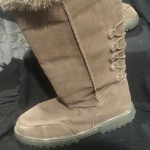 Rampage boots size 8